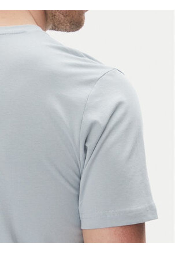 Lee T-Shirt Patch 112364594 Błękitny Regular Fit. Kolor: niebieski. Materiał: bawełna