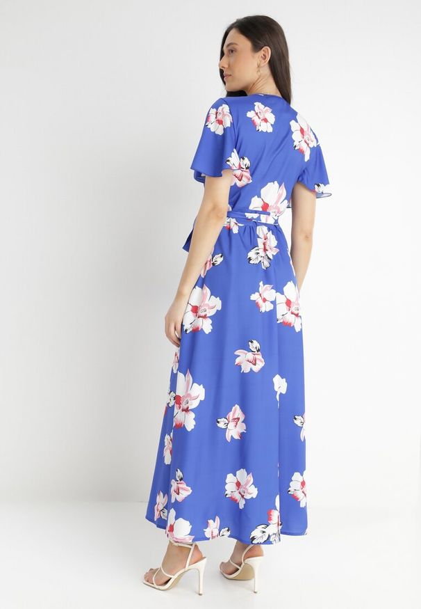 Born2be - Ciemnoniebieska Sukienka Diokharei. Kolor: niebieski. Materiał: wiskoza. Długość rękawa: krótki rękaw. Wzór: kwiaty. Typ sukienki: kopertowe. Długość: maxi