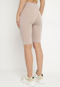 Born2be - Jasnobeżowe Casualowe Szorty Typu Kolarki Lidessa. Okazja: na co dzień. Kolor: beżowy. Materiał: materiał. Sezon: lato. Styl: casual #5