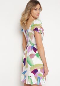 Born2be - Biało-Fioletowa Wiskozowa Sukienka z Krótkim Rękawem i Sznurowanym Dekoltem typu Serce Telldora. Okazja: na spacer. Kolor: biały. Materiał: wiskoza. Długość rękawa: krótki rękaw. Styl: elegancki #7