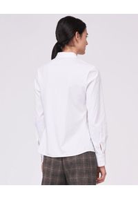 PESERICO - Biała koszula z aplikacją. Okazja: na co dzień. Kolor: biały. Materiał: bawełna. Wzór: aplikacja. Styl: casual #3
