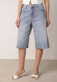 Born2be - Niebieskie Jeansowe Szorty z Bawełny w Stylu Bermudów z Szerokimi Nogawkami Neamemenis. Okazja: na imprezę, na co dzień, na spacer. Kolekcja: plus size. Kolor: niebieski. Materiał: jeans, bawełna. Sezon: lato. Styl: casual, elegancki #4