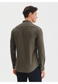 Pako Lorente - PAKO LORENTE – Lniana zielona koszula męska ze stójką. Typ kołnierza: kołnierzyk stójkowy. Kolor: czarny, niebieski, zielony. Materiał: len. Długość rękawa: długi rękaw. Długość: długie. Wzór: gładki #10