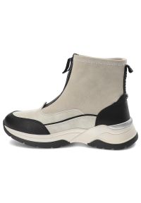 Białe Botki Mustang Ocieplane Obuwie Damskie. Okazja: na co dzień. Zapięcie: zamek. Kolor: biały. Materiał: syntetyk, materiał. Styl: casual #3