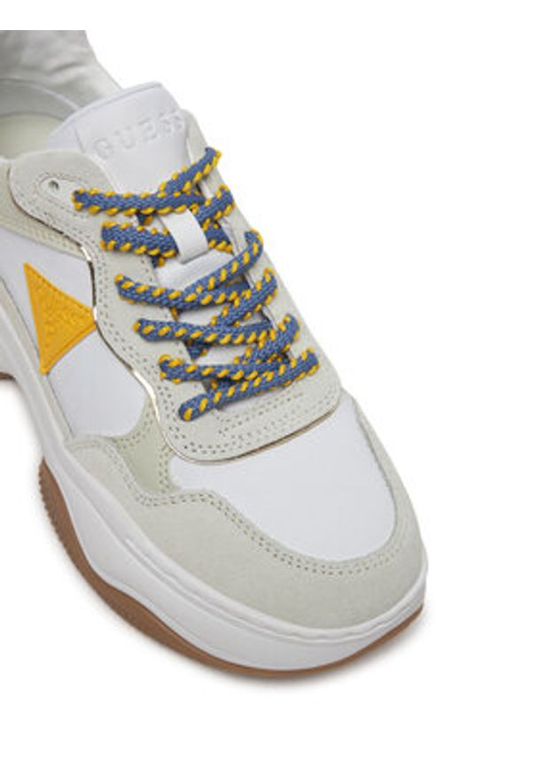 Guess Sneakersy FLPHAP PEL12 Beżowy. Kolor: beżowy. Materiał: skóra