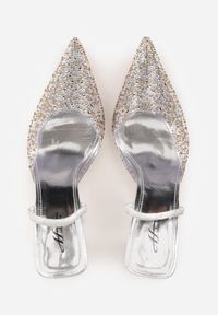 Renee - Srebrne Szpilki z Odkrytą Piętą i Transparentnym Noskiem z Cyrkoniami Kalinata. Okazja: na co dzień. Kolor: srebrny. Materiał: jeans, koronka. Wzór: aplikacja. Obcas: na szpilce. Styl: casual, klasyczny, wizytowy #8