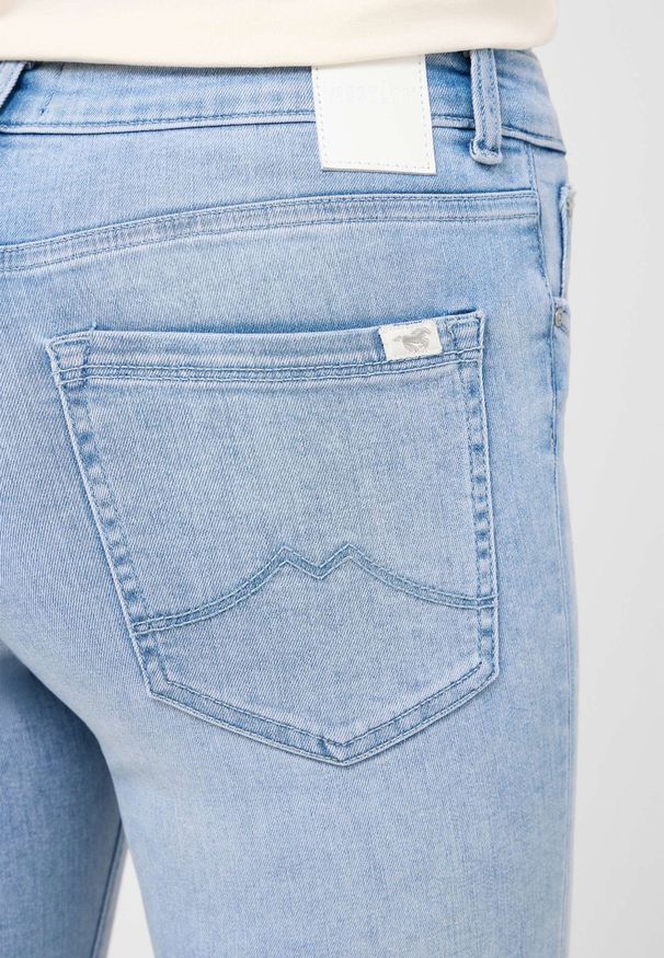 Damskie Spodnie jeansowe Mustang Style Shelby Slim Denim Blue 1016542 5000 211