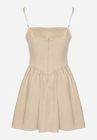 Born2be - Beżowa Gorsetowa Sukienka z Rozkloszowanym Dołem Lealetia. Typ kołnierza: dekolt gorset. Kolor: beżowy. Długość rękawa: na ramiączkach. Typ sukienki: gorsetowe #5