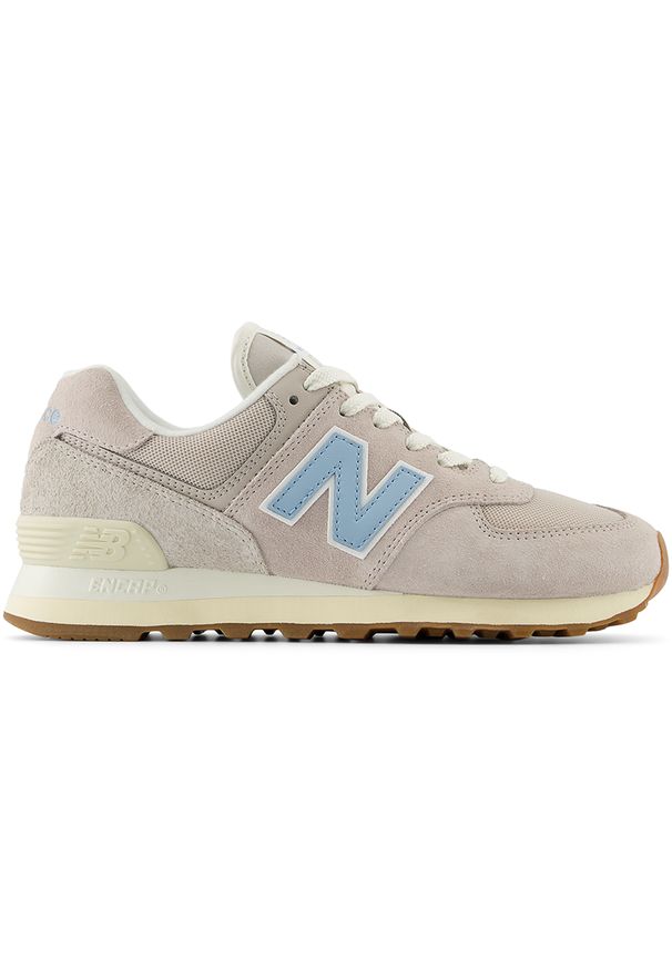 Buty damskie New Balance WL574GQ2 – beżowe. Kolor: beżowy. Materiał: guma, skóra, materiał, dresówka, bawełna, syntetyk. Szerokość cholewki: normalna. Model: New Balance 574