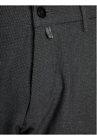 Pierre Cardin Spodnie materiałowe 30100/000/1037 Szary Slim Fit. Kolor: szary. Materiał: syntetyk
