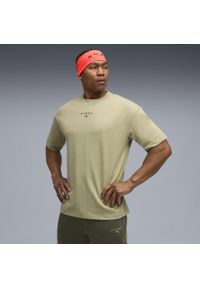 Puma - Męska koszulka PUMA x HYROX Lifestyle PUMA Lux Army Green. Kolor: zielony. Sport: fitness