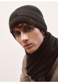 Ochnik - Grafitowa czapka zimowa męska. Kolor: szary. Materiał: akryl. Sezon: zima #1