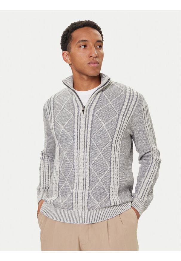 Guess Sweter M5BR44 Z2ZK2 Szary Regular Fit. Kolor: szary. Materiał: syntetyk