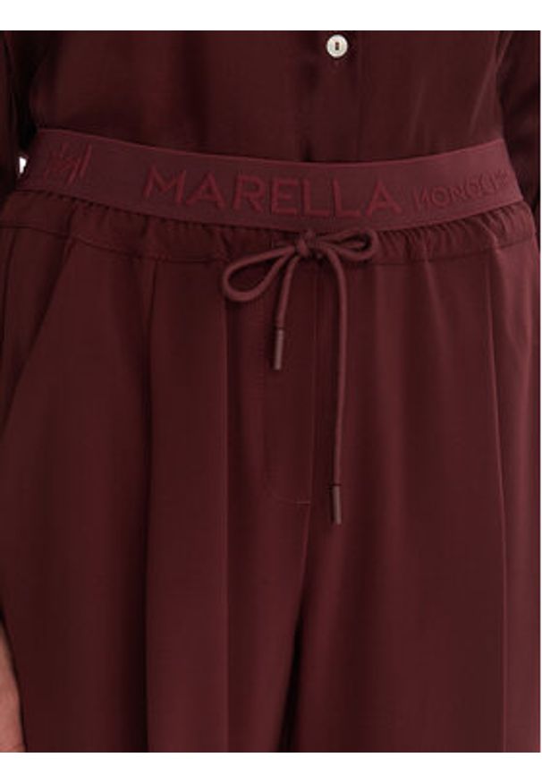 Marella Spodnie materiałowe Vanto 2523136065 Bordowy Regular Fit. Kolor: czerwony. Materiał: syntetyk