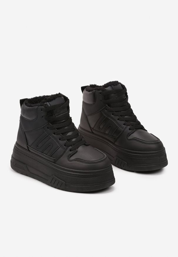Born2be - Czarne Sneakersy na Grubej Podeszwie Ocieplane Futerkiem Leandria. Okazja: na co dzień. Kolor: czarny. Materiał: futro