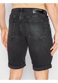 Calvin Klein Szorty jeansowe K10K108676 Czarny Slim Fit. Kolor: czarny. Materiał: jeans, bawełna #5