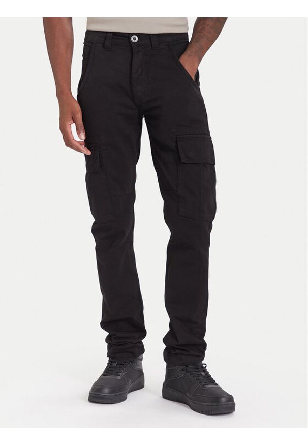 Alpha Industries Spodnie materiałowe Agent 158205 Czarny Regular Fit. Kolor: czarny. Materiał: materiał, bawełna