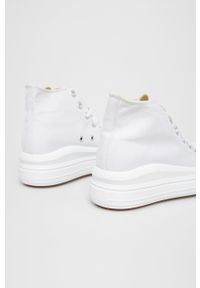 Answear Lab Trampki Buonarotti damskie kolor biały. Nosek buta: okrągły. Zapięcie: sznurówki. Kolor: biały. Materiał: guma. Styl: wakacyjny #2