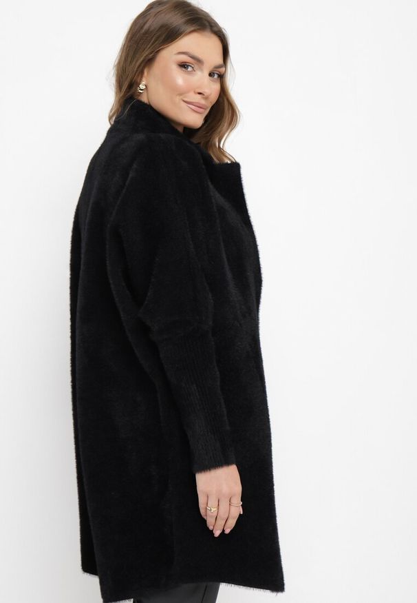 Born2be - Czarny Płaszcz z Bawełną Oversize Klepheia. Okazja: na co dzień. Kolor: czarny. Materiał: bawełna. Wzór: jednolity. Styl: casual