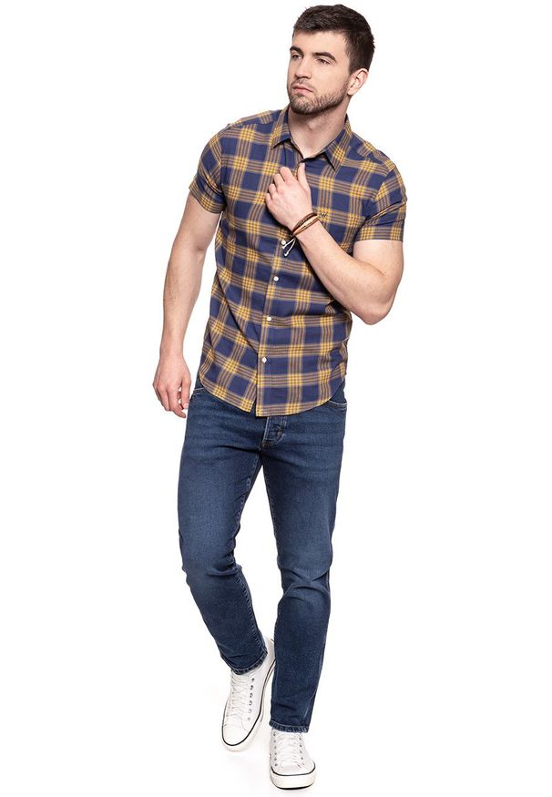 Wrangler - KOSZULA MĘSKA KRÓTKI RĘKAW WRANGLER SS 1PKT SHIRT PATRIOT BLUE W5881OR5H 112129599. Długość rękawa: krótki rękaw. Długość: krótkie