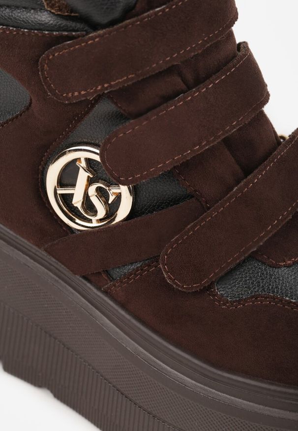 Renee - Brązowe Botki Sneakersy Vices na Platformie w Stylu Y2K Gelira. Okazja: na co dzień. Zapięcie: rzepy. Kolor: brązowy. Materiał: jeans. Wzór: aplikacja. Sezon: lato. Obcas: na platformie