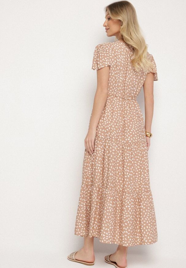 Born2be - Beżowa Sukienka z Bawełną i Geometrycznym Wzorem Lunavella. Okazja: na co dzień, na spacer. Kolor: beżowy. Materiał: bawełna. Wzór: geometria. Sezon: lato. Typ sukienki: proste. Styl: casual, elegancki