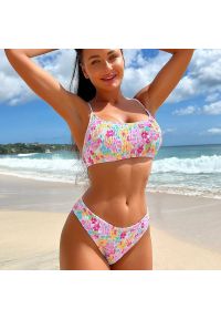 Intica - Bikini prążkowane elastyczne na lato plażowe Verona. Kolor: wielokolorowy. Materiał: prążkowany. Wzór: prążki #1