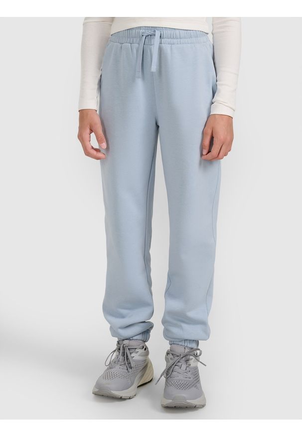 4f - 4F Spodnie dresowe joggery dziewczęce - niebieskie 128 (7-8 lat). Okazja: na uczelnię, na co dzień, na spacer. Kolor: niebieski. Materiał: dresówka. Sezon: lato. Styl: casual