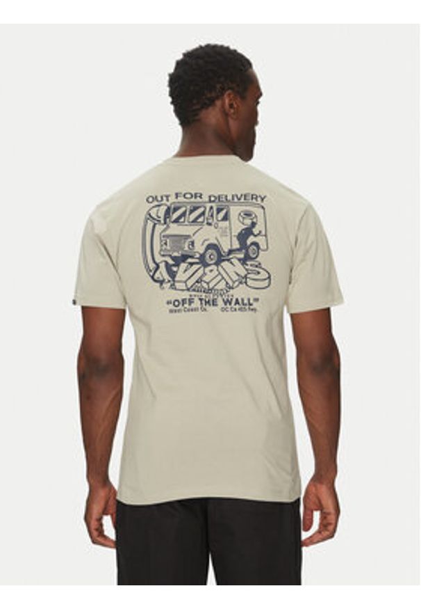 Vans T-Shirt Next Stop VN000NHPZUJ1 Beżowy Regular Fit. Kolor: beżowy. Materiał: bawełna