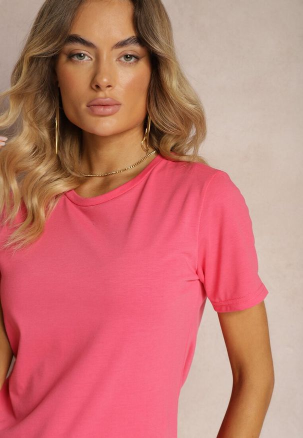 Renee - Fuksjowy T-shirt Koszulka z Krótkim Rękawem i Okrągłym Dekoltem Tiarella. Kolor: różowy. Materiał: jeans. Długość rękawa: krótki rękaw. Długość: krótkie. Wzór: aplikacja. Styl: klasyczny, elegancki