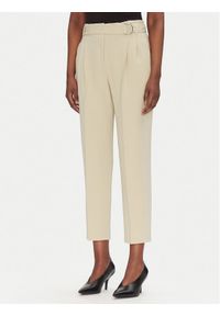 BOSS Spodnie materiałowe Tapiah 50490037 Beżowy Regular Fit. Kolor: beżowy. Materiał: syntetyk #1