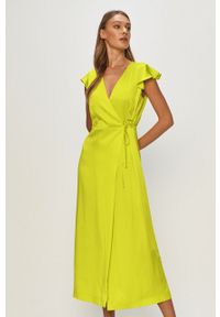 TwinSet - Twinset - Sukienka. Kolor: żółty, zielony, wielokolorowy. Materiał: tkanina, poliester, wiskoza. Długość rękawa: krótki rękaw. Wzór: gładki. Typ sukienki: rozkloszowane. Styl: klasyczny. Długość: maxi #1