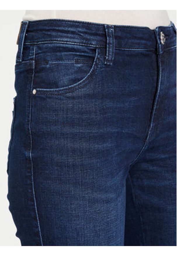 Guess Jeansy W5BA15 D0791 Niebieski Straight Fit. Kolor: niebieski