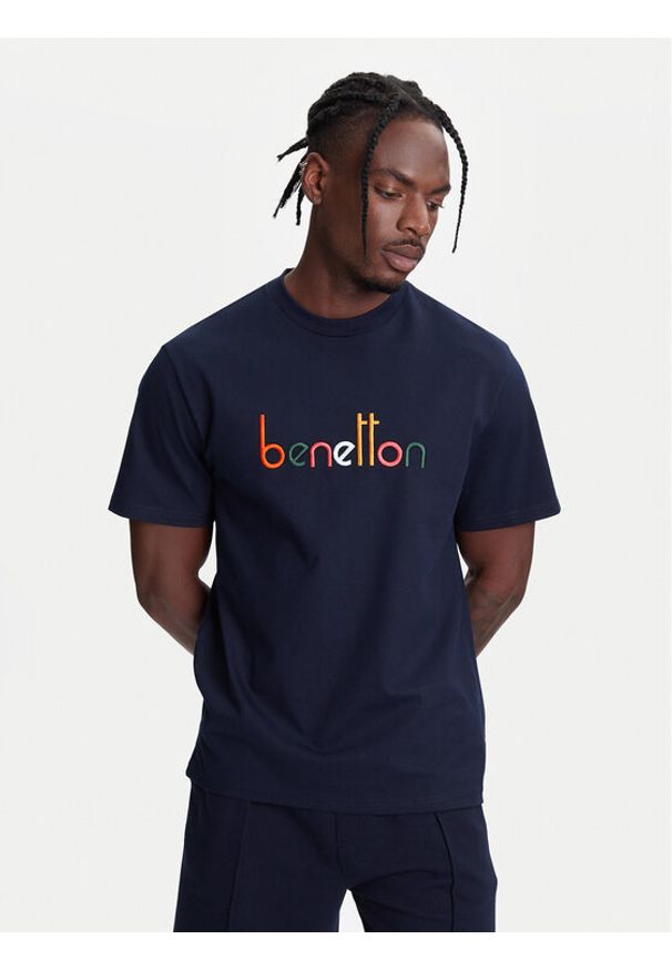 United Colors of Benetton - United Colors Of Benetton T-Shirt 3MI6U109O Granatowy Oversize. Kolor: niebieski. Materiał: bawełna