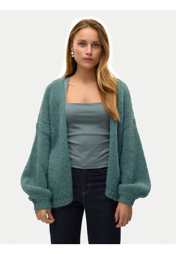 Vero Moda Kardigan Maybe 10273101 Zielony Oversize. Kolor: zielony. Materiał: syntetyk