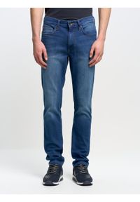 Big-Star - Spodnie jeans męskie Terry Carrot 433. Kolor: niebieski. Styl: klasyczny, elegancki