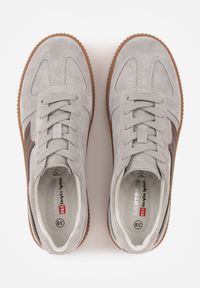 Born2be - Szare Zamszowe Sneakersy w Stylu Klasycznych Tenisówek ze Skórzaną Wkładką Riosera. Okazja: na co dzień. Kolor: szary. Materiał: zamsz, skóra #9