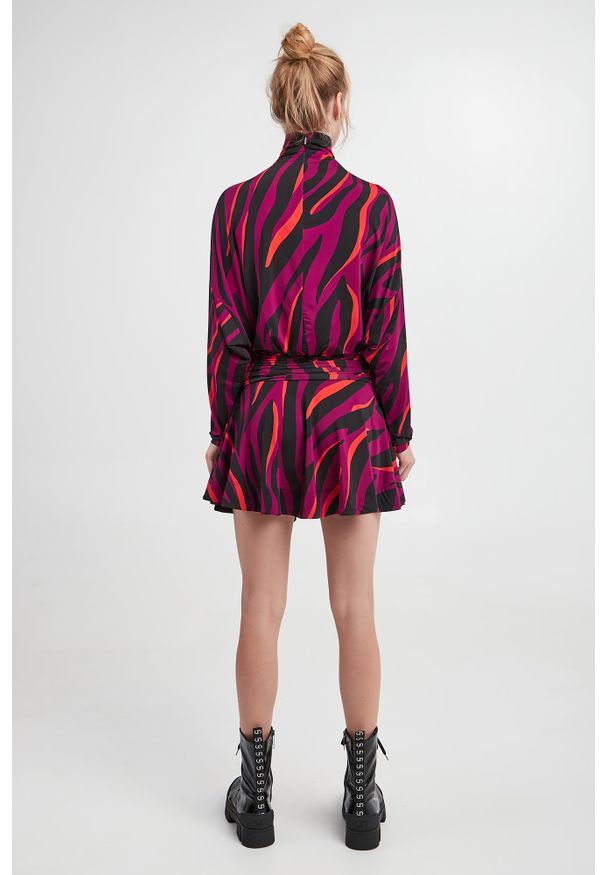 Pinko - Sukienka mini Atom PINKO. Długość: mini