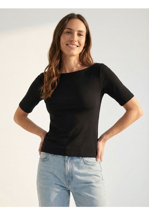 Sinsay - Bawełniana koszulka basic - czarny. Kolor: czarny. Materiał: bawełna