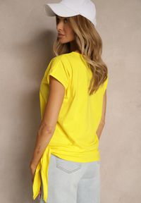 Renee - Żółty T-shirt z Bawełny z Ozdobnym Wiązaniem Termio. Okazja: na spotkanie biznesowe, do pracy. Kolor: żółty. Materiał: bawełna. Styl: biznesowy, klasyczny