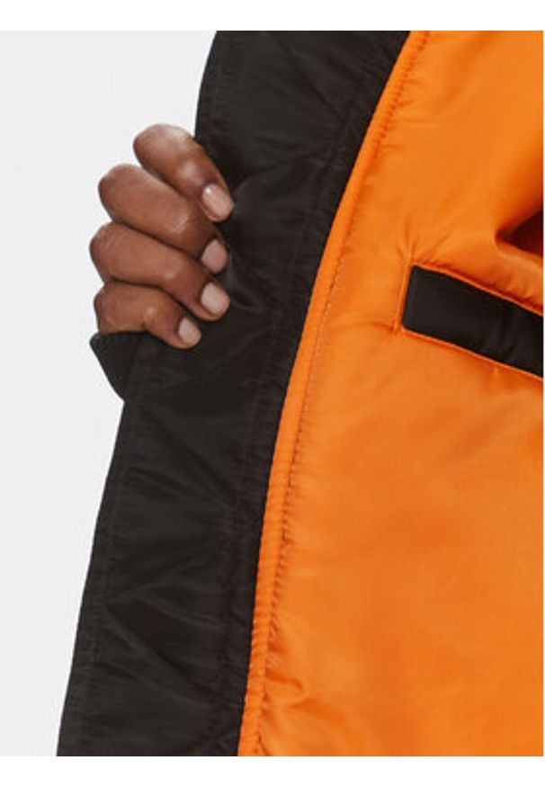 Alpha Industries Kurtka bomber MA-1 Core 108010 Czarny Regular Fit. Kolor: czarny. Materiał: syntetyk