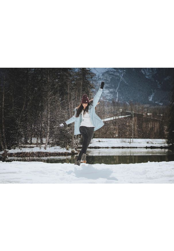 quechua - Legginsy turystyczne damskie Quechua SH500 mountain hydrofobowe. Kolor: czarny. Materiał: materiał, tkanina. Sezon: zima. Sport: turystyka piesza, wspinaczka