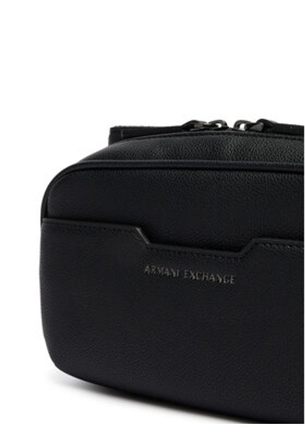 Armani Exchange Nerka XM002588 AF22651 UC001 Czarny. Kolor: czarny. Materiał: skóra