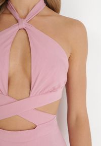 Born2be - Różowa Rozkloszowana Sukienka z Wycięciami i Wiązaniem Abisal. Kolor: różowy #5