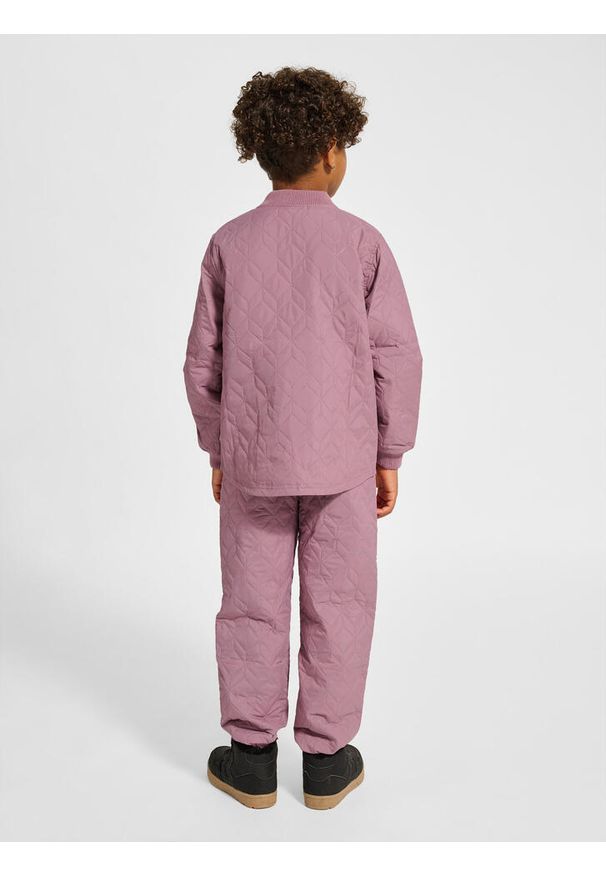 Dziecięcy dres Hummel hmlsobi thermoset. Okazja: na uczelnię. Kolor: fioletowy. Materiał: dresówka