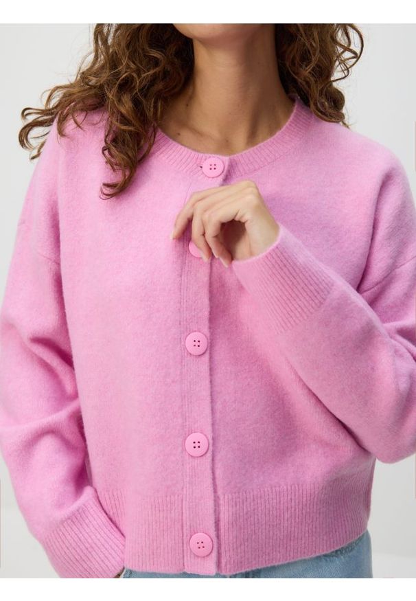Reserved - Kardigan z obniżoną linią ramion - fioletowy. Kolor: fioletowy. Materiał: dzianina, wełna
