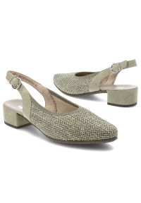 Czółenka damskie Rieker, cholewka z materiału tekstylnego pasek wokół pięty z regulacją na klamrę, zielone, 47060-52. Zapięcie: klamry. Kolor: zielony. Materiał: materiał. Szerokość cholewki: normalna #7