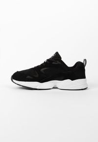 GORILLA WEAR - Newport - czarne buty sneakers. Kolor: czarny. Sport: fitness