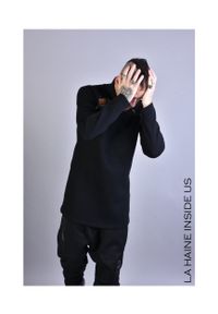 La Haine Inside Us Sweter "LM060" | A23083J LM060 | Mężczyzna | Czarny. Kolor: czarny. Materiał: bawełna, poliester, elastan. Długość: długie. Wzór: aplikacja #11