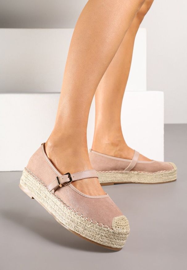 Born2be - Różowe Espadryle Ozdobione Paskiem i Plecionką Fevandre. Okazja: na co dzień. Zapięcie: pasek. Kolor: różowy. Wzór: aplikacja. Sezon: wiosna, lato. Styl: casual, elegancki